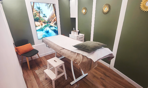 Cabine de soins esthétiques thème tropicale aux Eaux Vives à Genève.